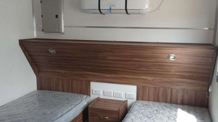Comedor del trailer habitacional