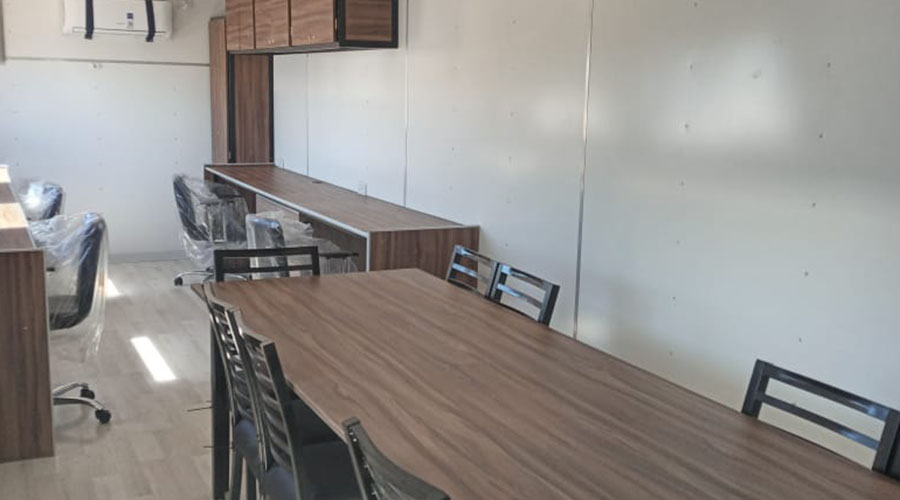 Sala de capacitación montada en trailer